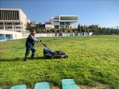 Kampüs Geneli Çim Bakımı ve Taş Toplama İşi Yapıldı.
